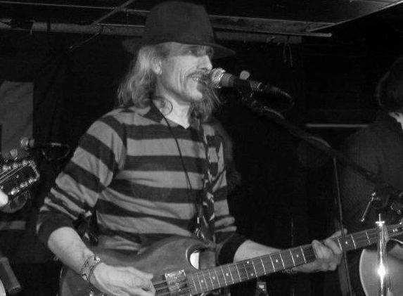 Episode 45: Rob Norris on his energy work cure, ionic wind generators, and Lightfield healing